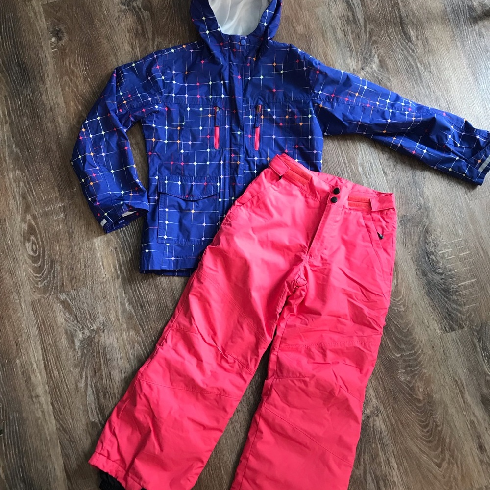 Hooded coat and snow pants